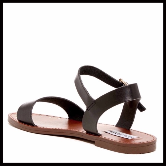 STEVE MADDEN ANKLE STRAP VEGAN LEATHER SANDALS - Picture 3 of 7